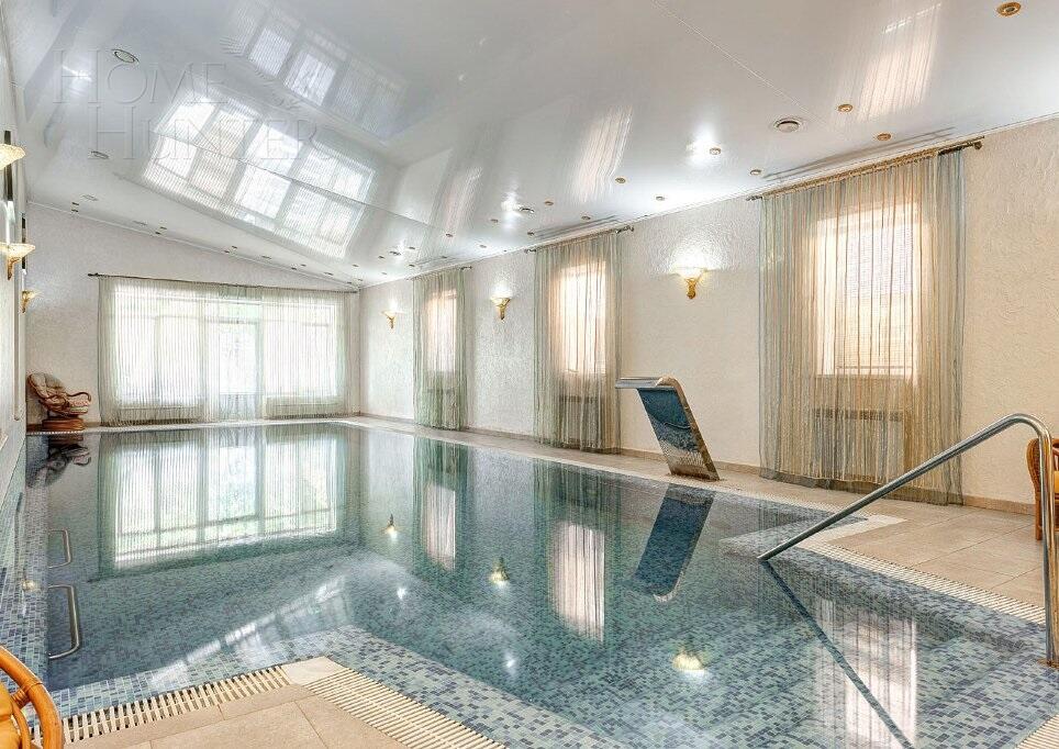 2-этажный коттедж 800 м² с отделкой