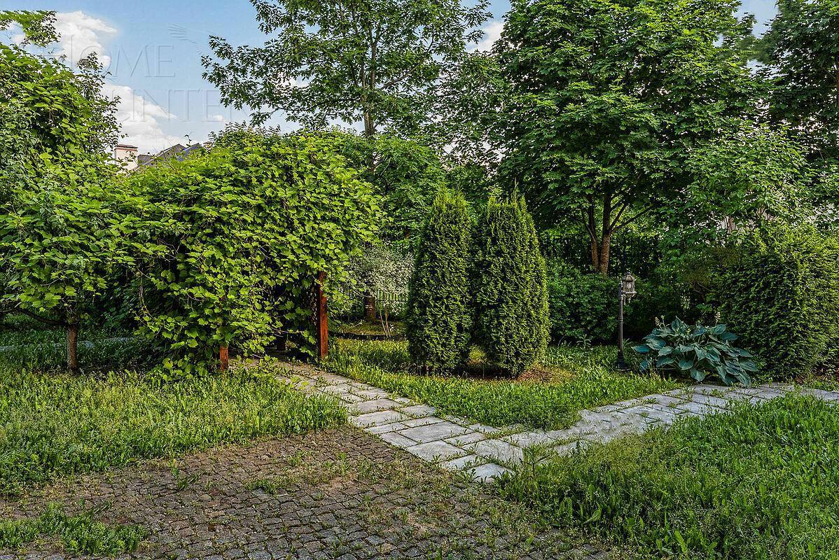 2-этажный коттедж 700 м² с отделкой