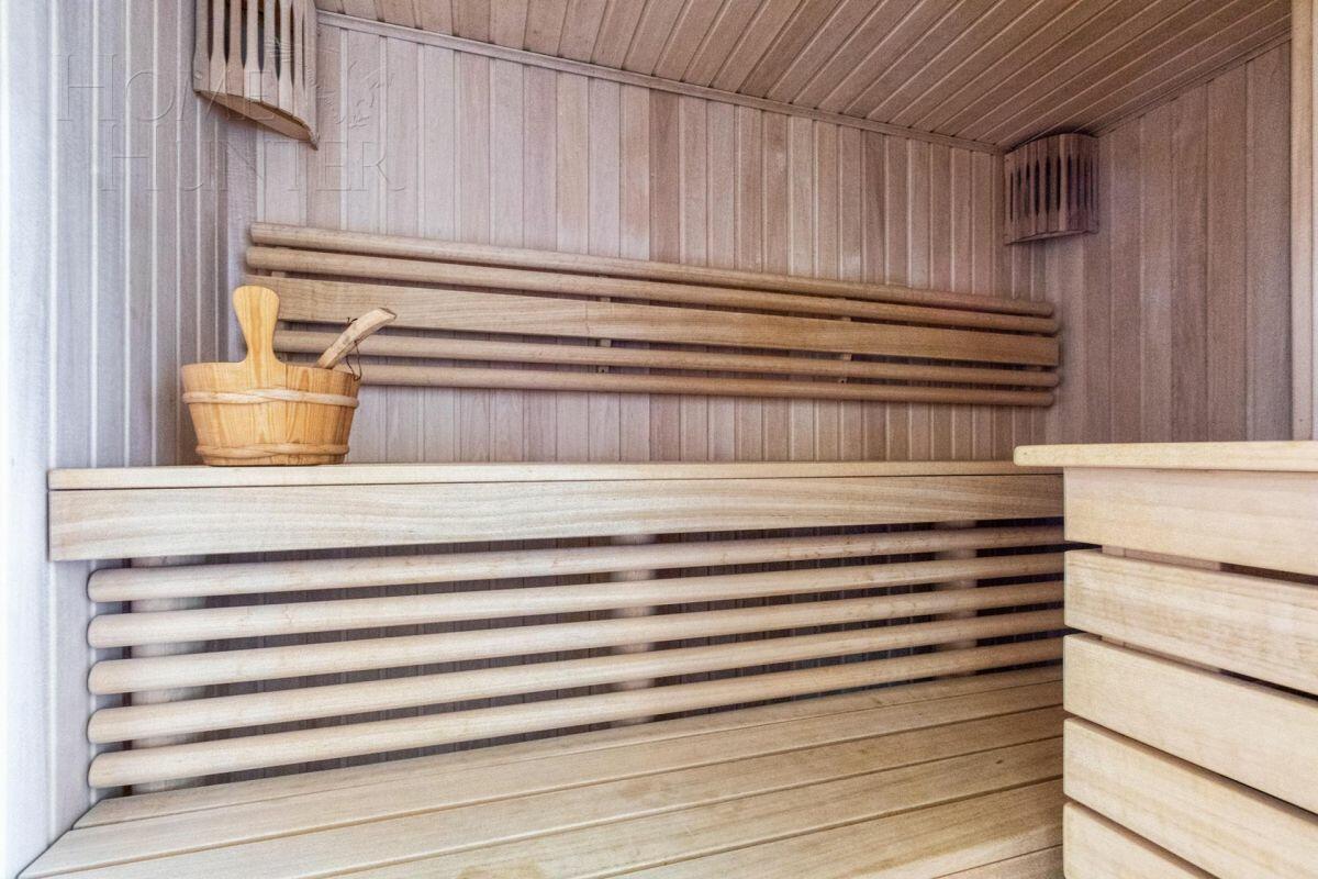 2-этажный коттедж 700 м² с отделкой