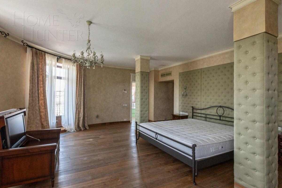 2-этажный коттедж 700 м² с отделкой