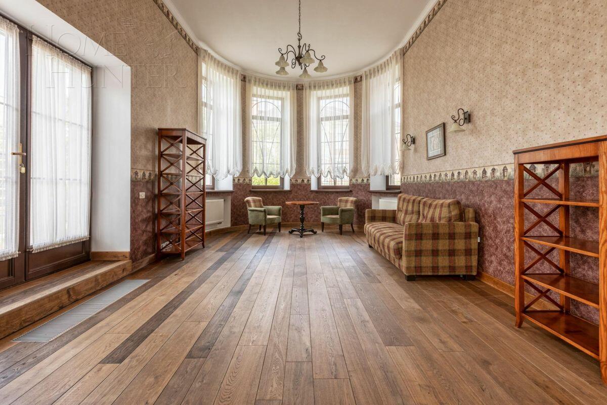 2-этажный коттедж 700 м² с отделкой