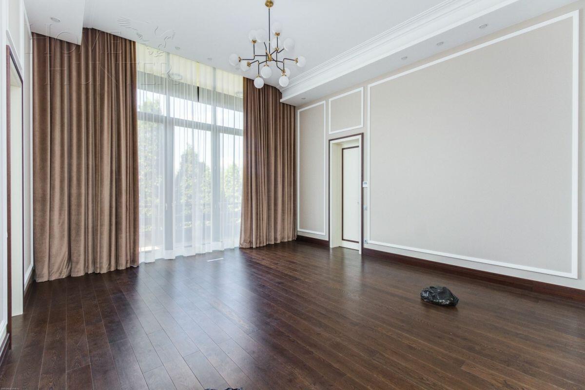 2-этажный коттедж 967.94 м² с отделкой