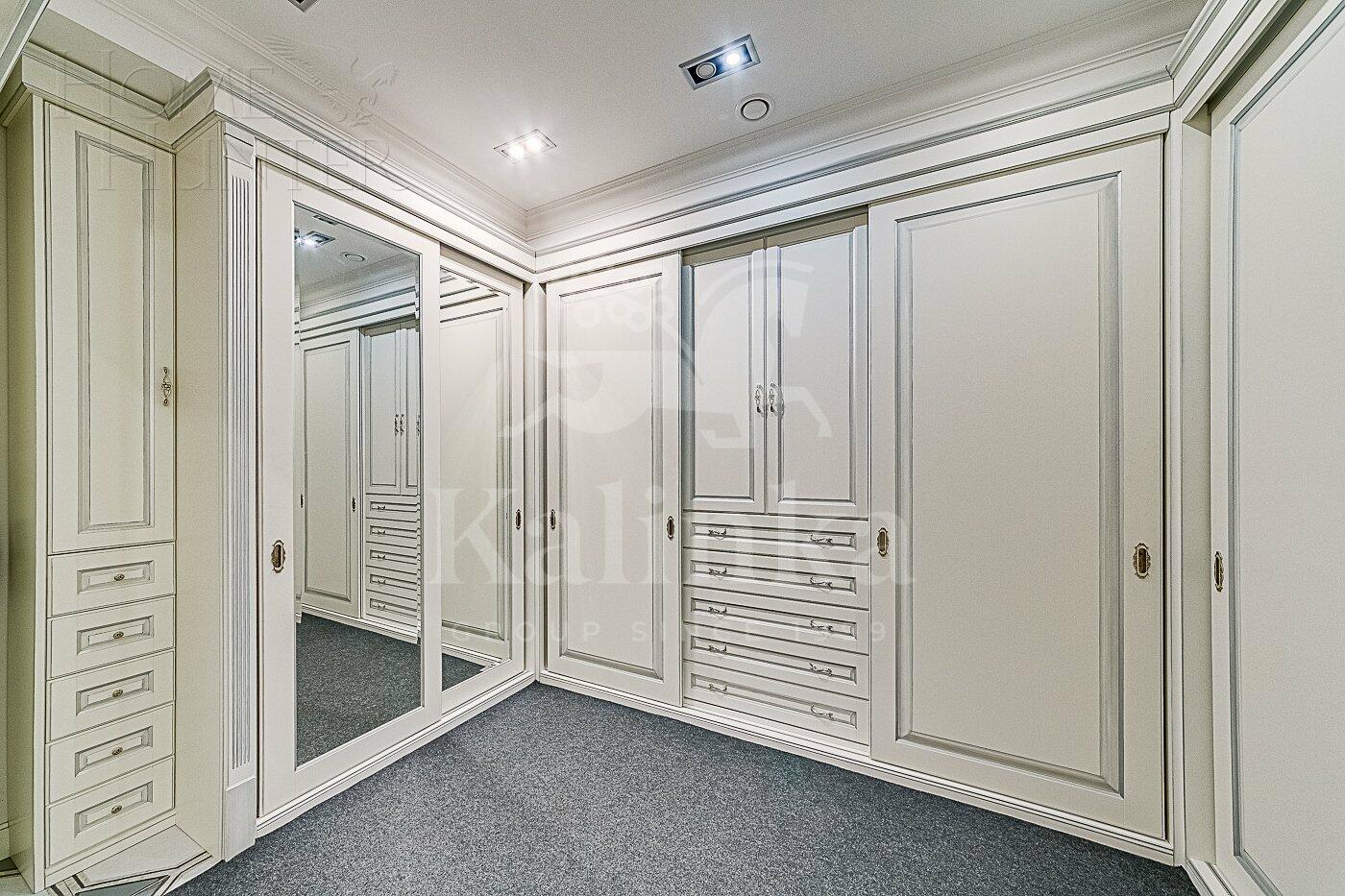 2-этажный таунхаус 430 м² с отделкой