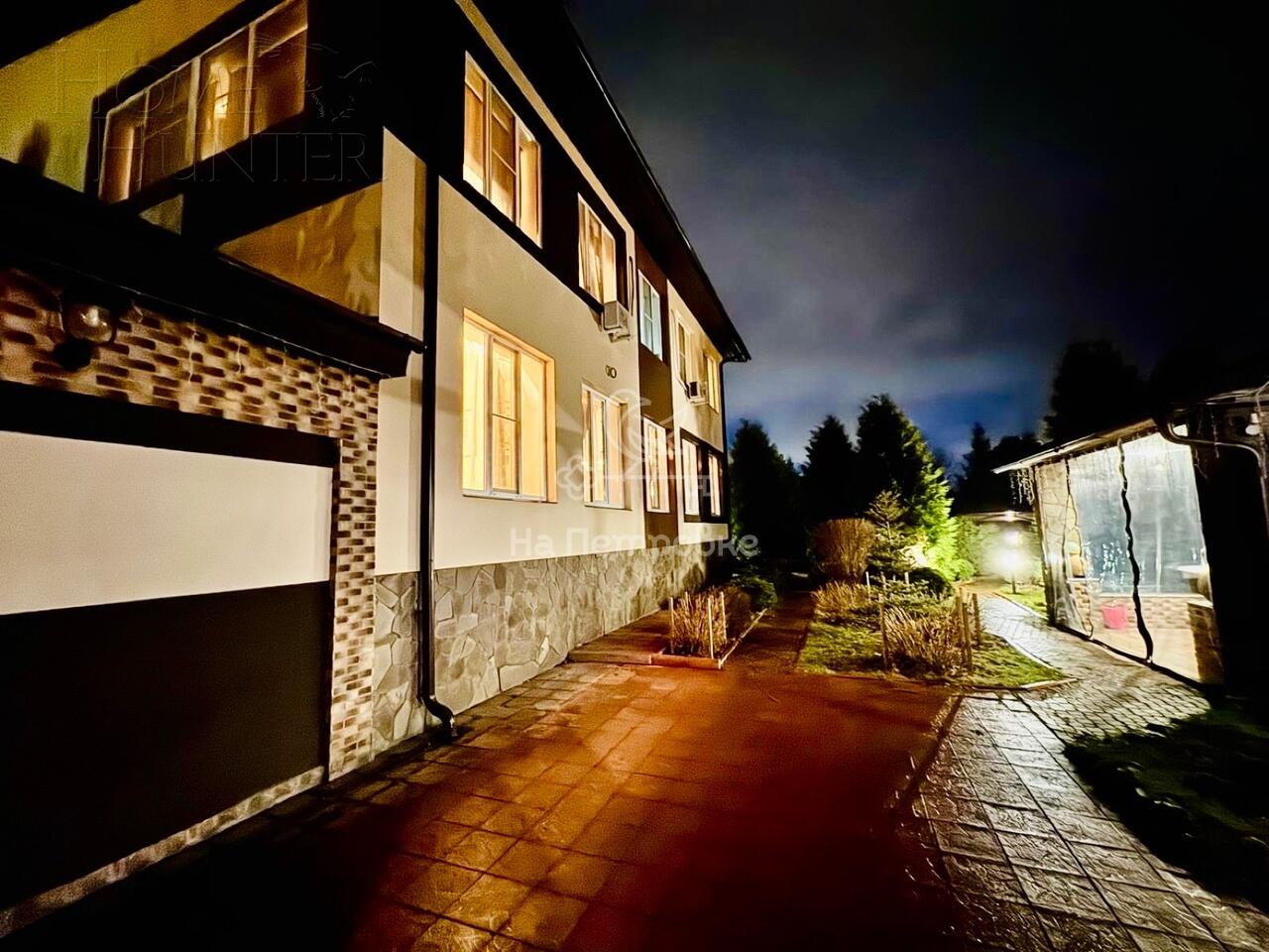 2-этажный коттедж 700 м² с отделкой