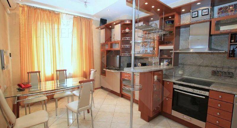 4-КОМН. КВАРТИРА С ОТДЕЛКОЙ 156 М² НА 2 ЭТАЖЕ