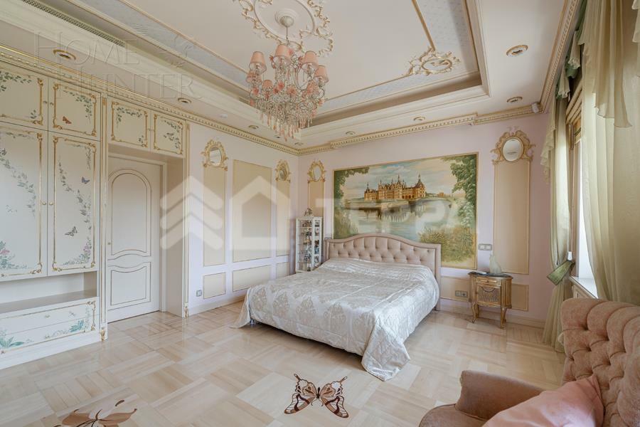 2-этажный коттедж 1 500 м² с отделкой