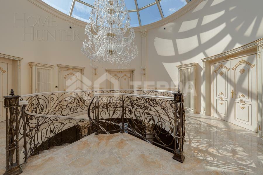 2-этажный коттедж 1 500 м² с отделкой