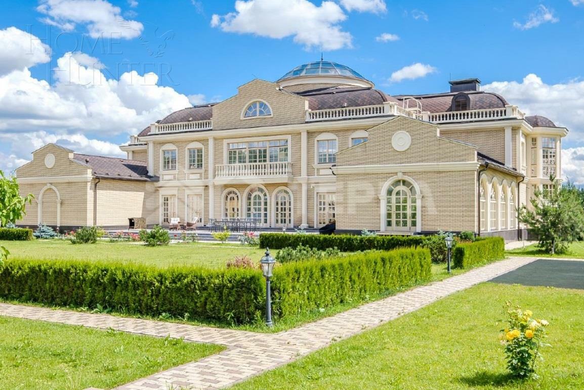 2-этажный коттедж 1 500 м² с отделкой