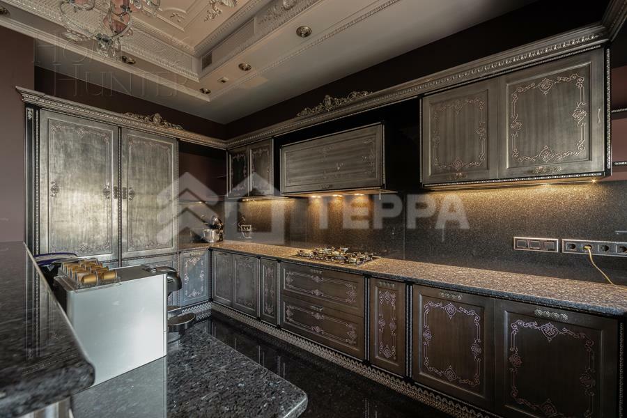 2-этажный коттедж 1 500 м² с отделкой