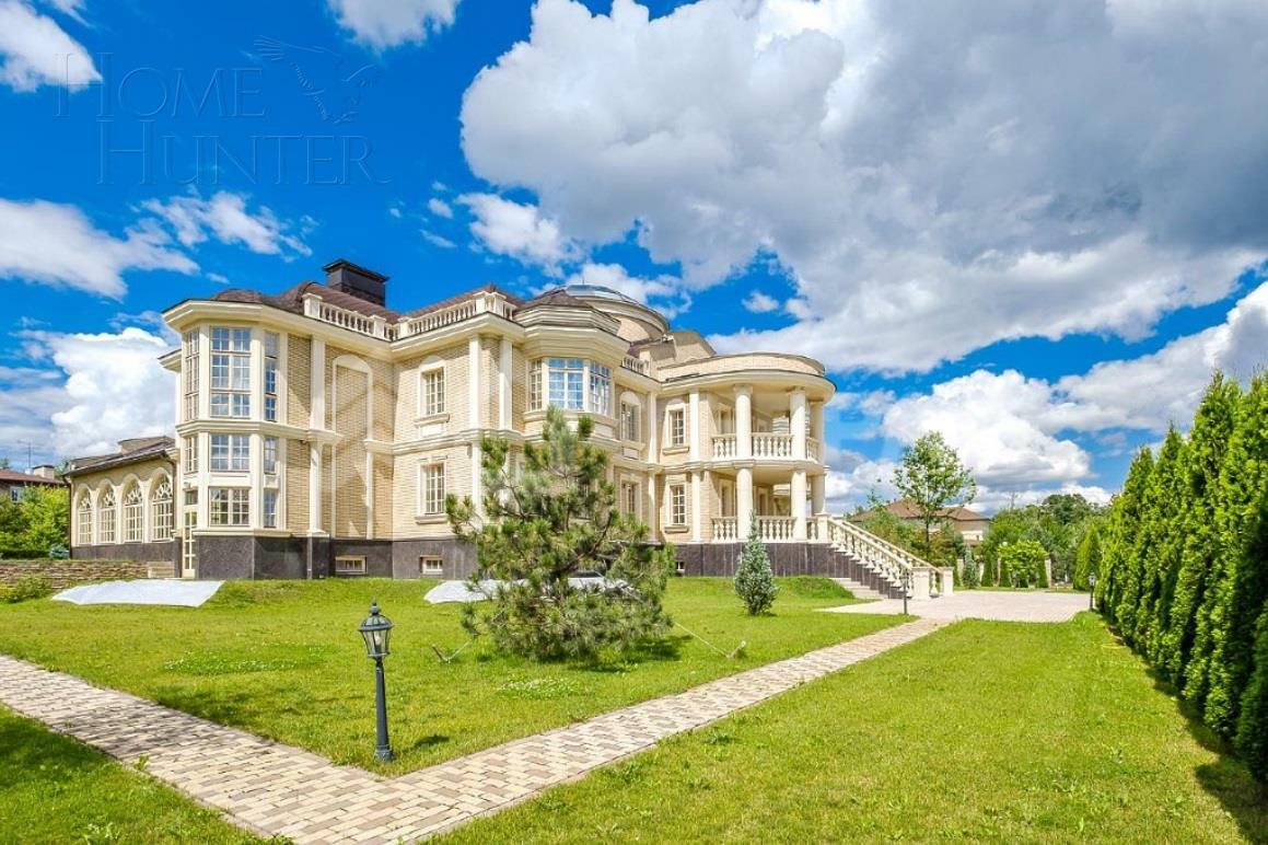 2-этажный коттедж 1 500 м² с отделкой