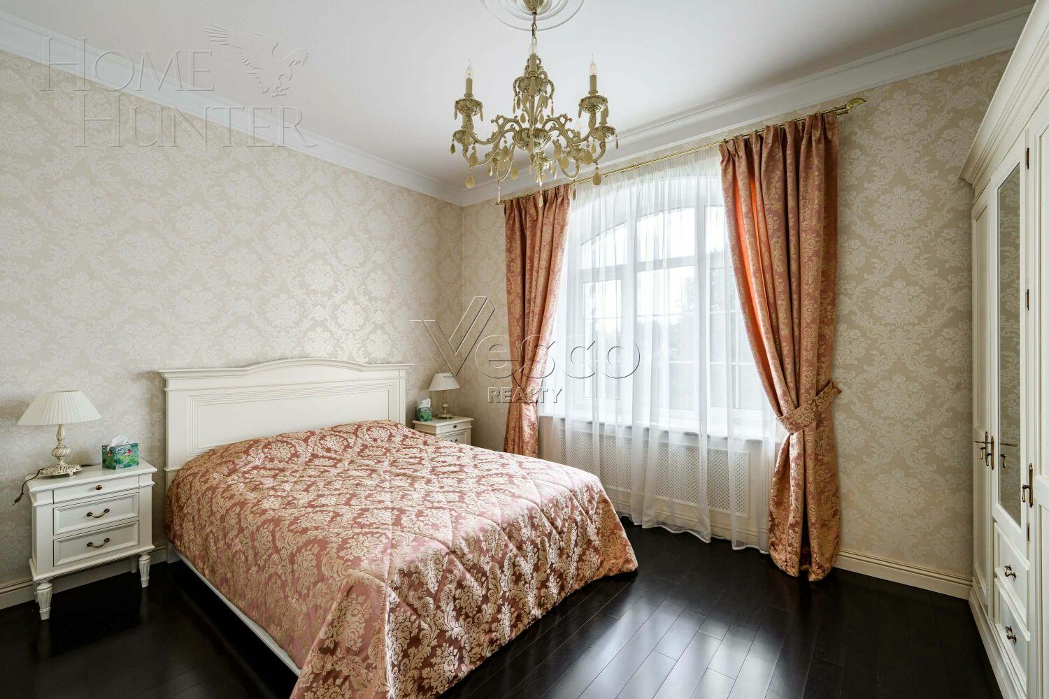 2-этажный коттедж 450 м² с отделкой