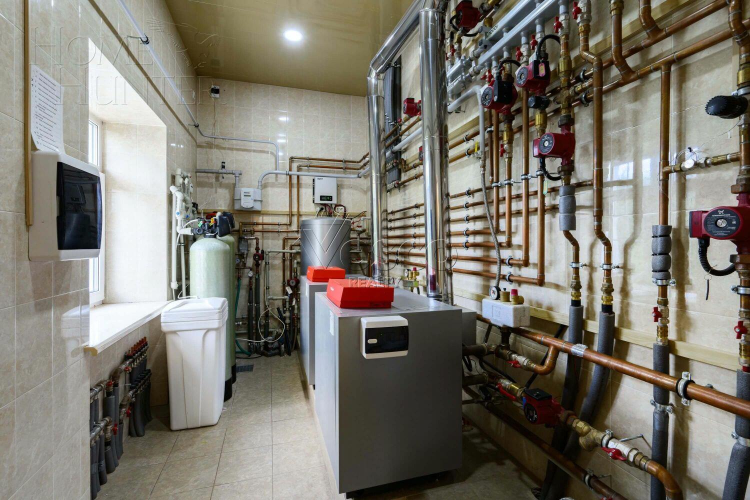 2-этажный коттедж 450 м² с отделкой