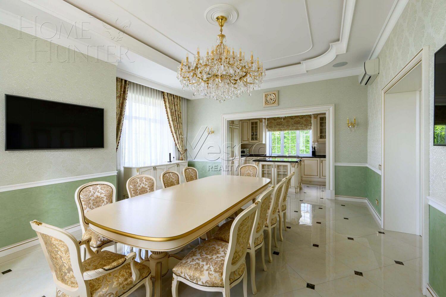 2-этажный коттедж 450 м² с отделкой