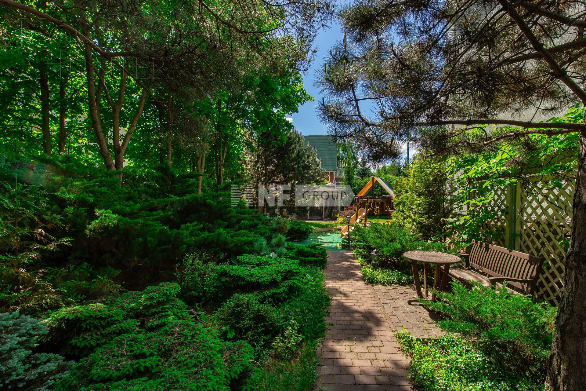 2-этажный коттедж 633 м² с отделкой