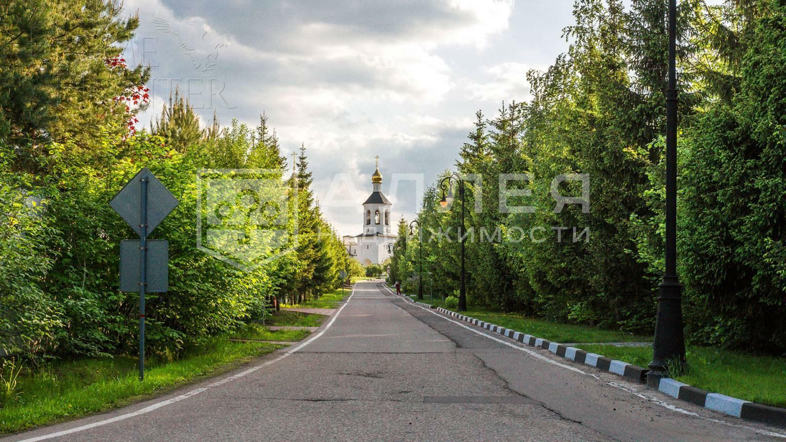 Участок 29.5 сот. в охраняемом поселке