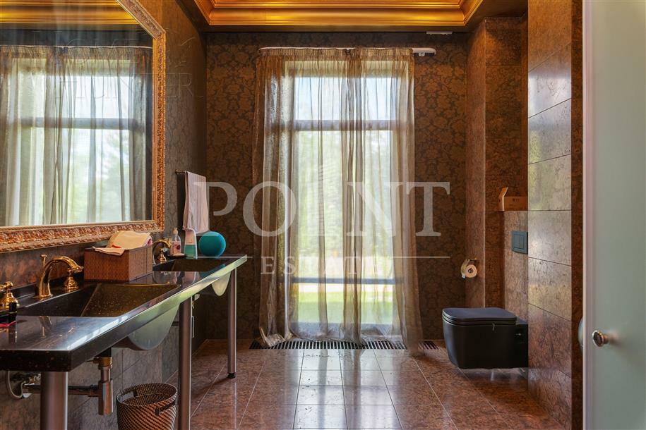 2-этажный коттедж 970 м² с отделкой