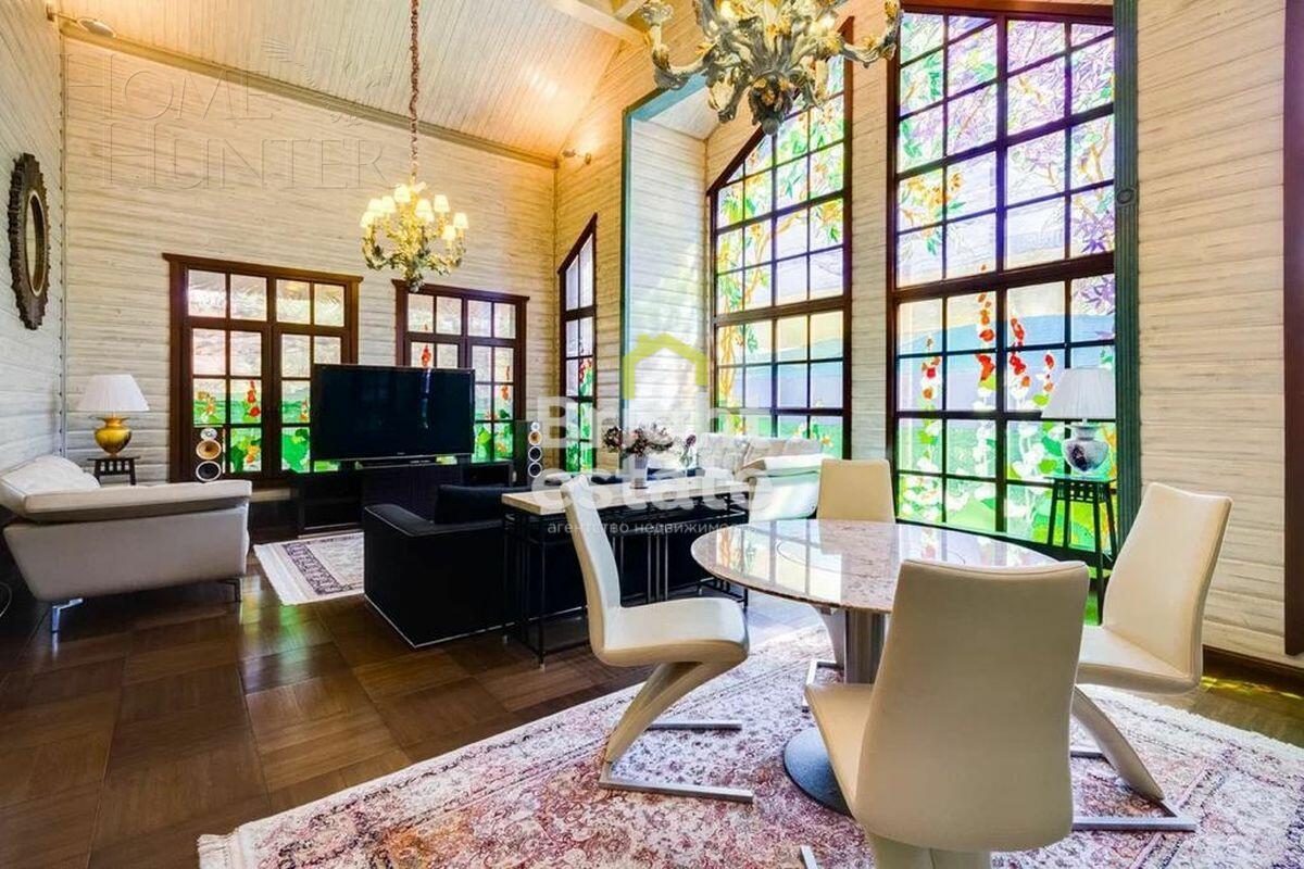 2-этажный коттедж 280 м² с отделкой