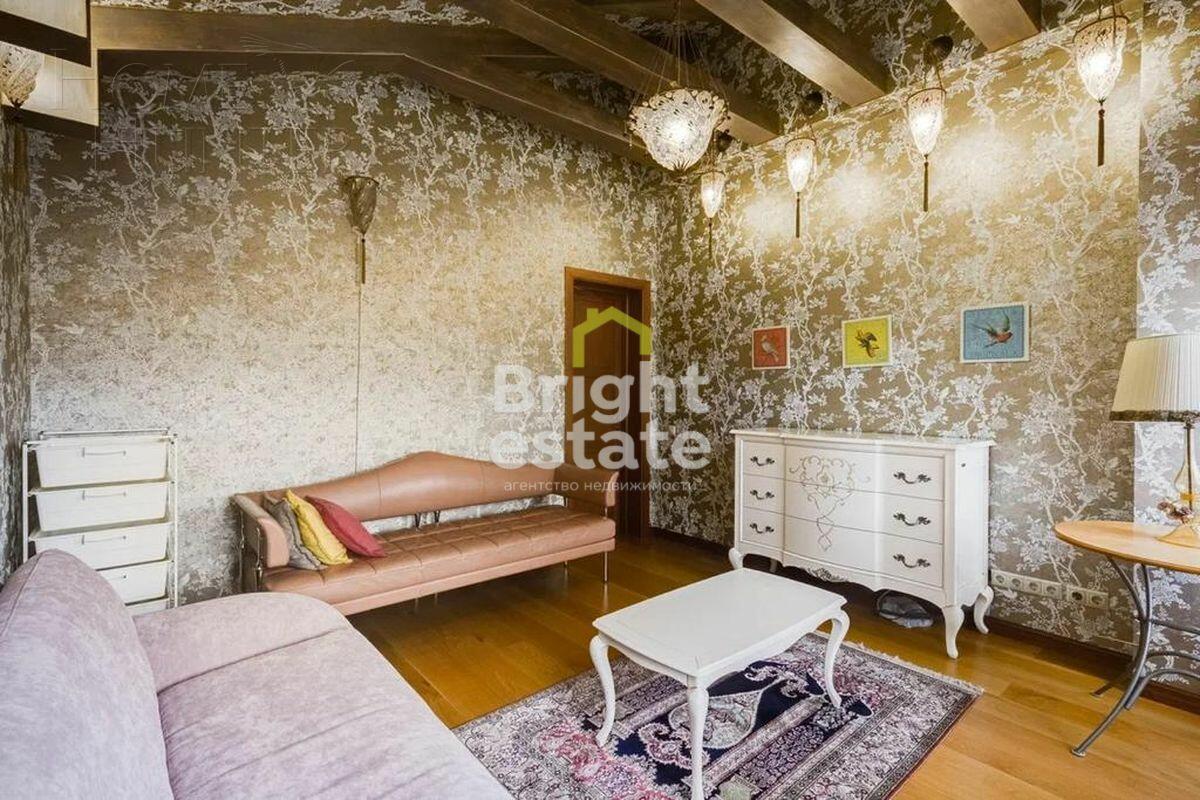 2-этажный коттедж 280 м² с отделкой