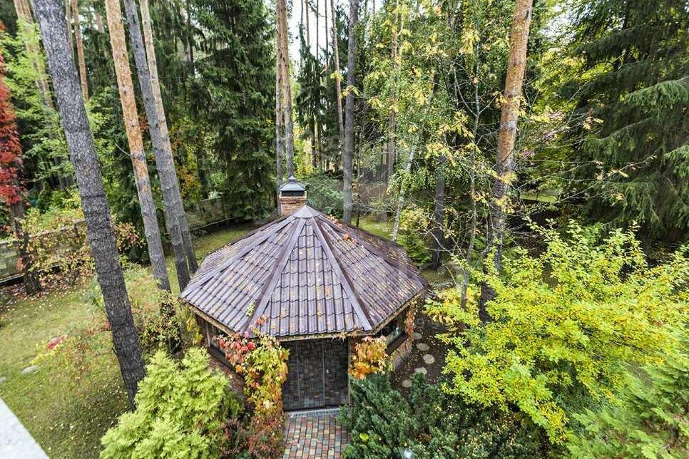 3-этажный коттедж 400 м² с отделкой