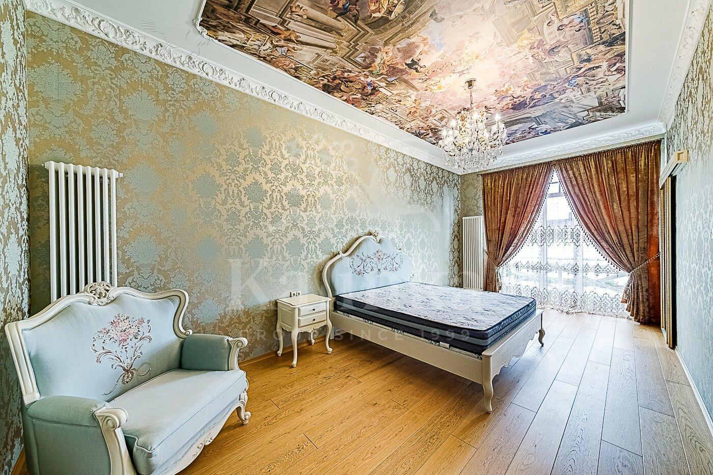 2-этажный коттедж 450 м² с отделкой