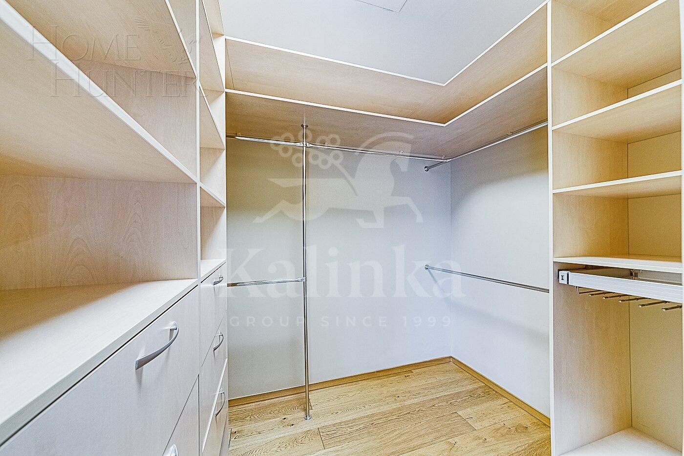 2-этажный коттедж 450 м² с отделкой