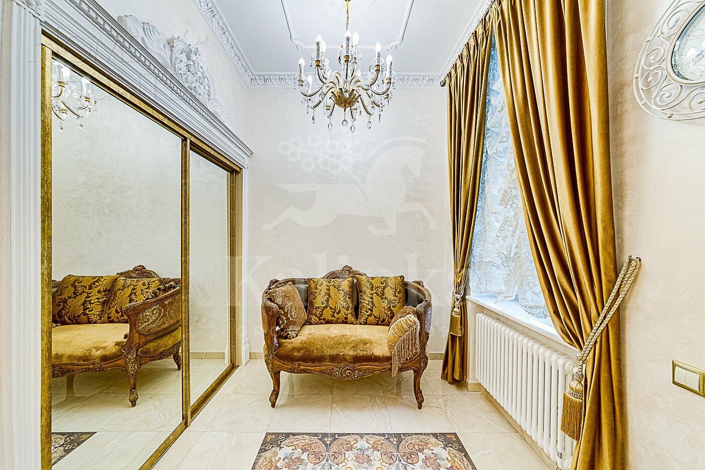 2-этажный коттедж 450 м² с отделкой