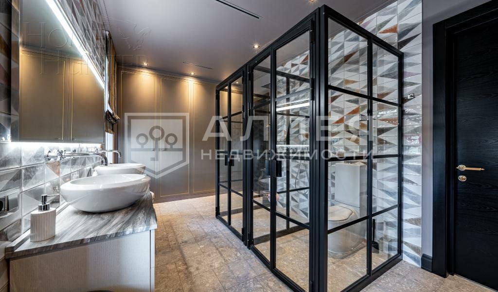 2-этажный коттедж 420 м² с отделкой