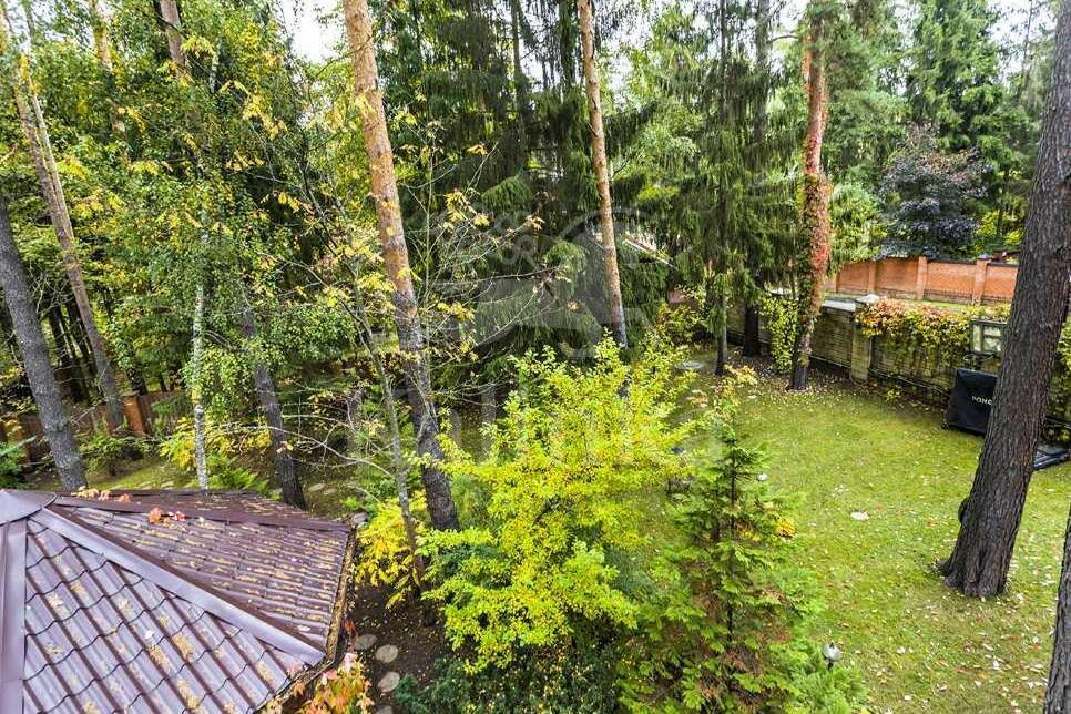 3-этажный коттедж 400 м² с отделкой