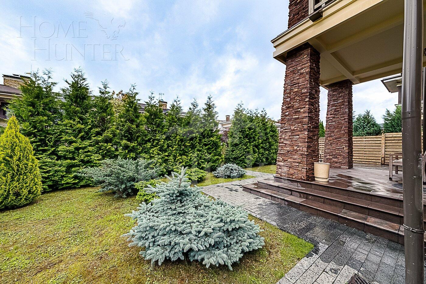 2-этажный коттедж 450 м² с отделкой