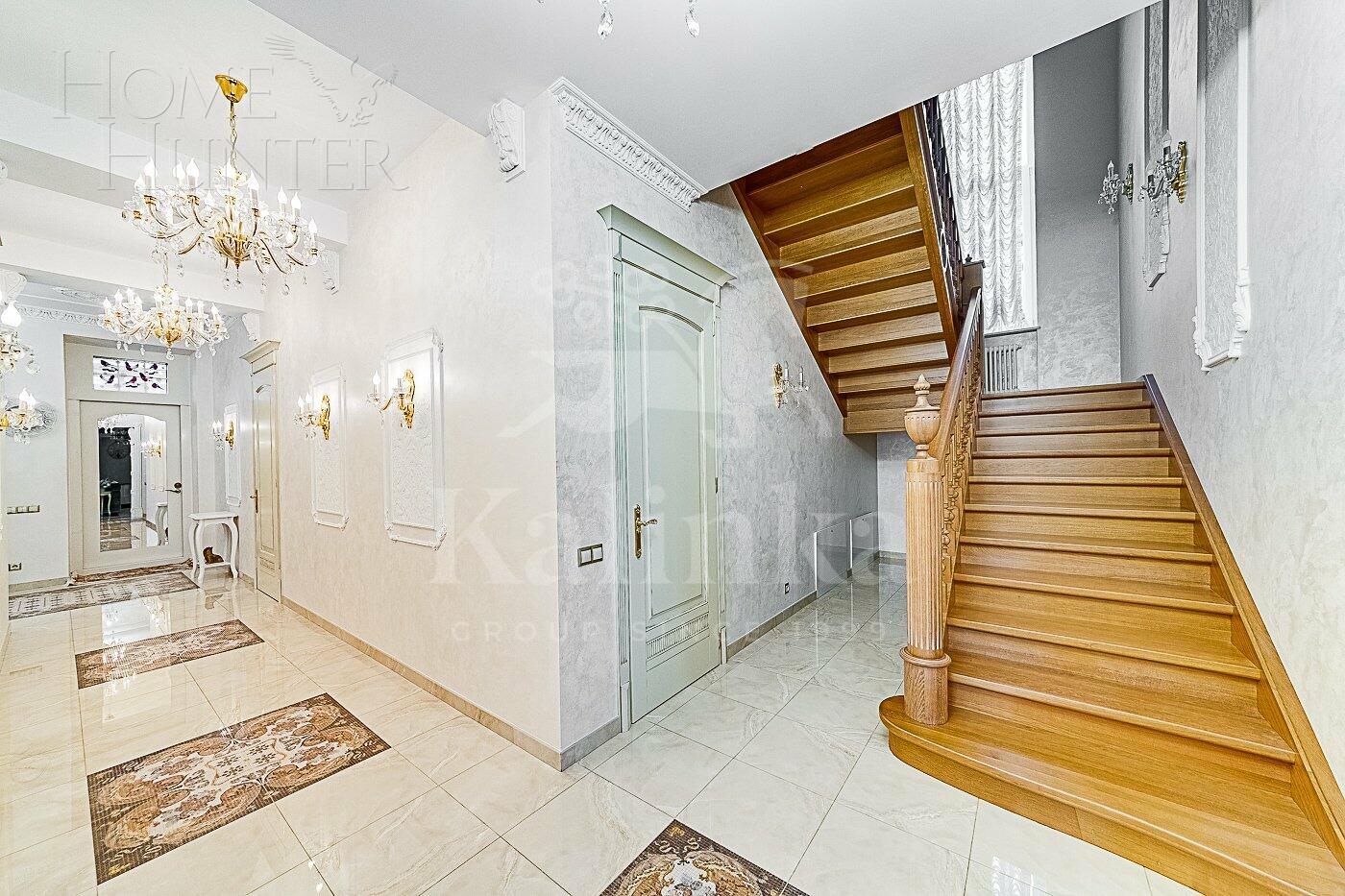 2-этажный коттедж 450 м² с отделкой
