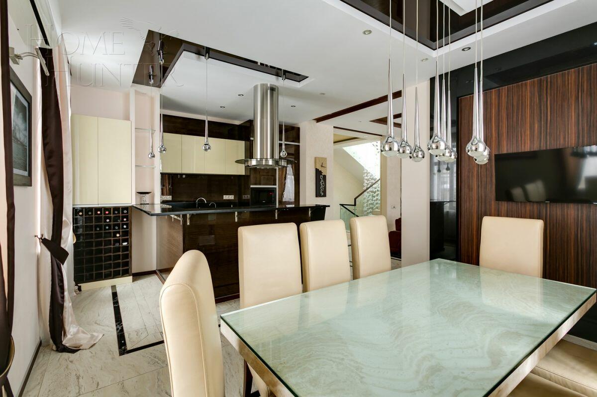 2-этажный коттедж 680 м² с отделкой