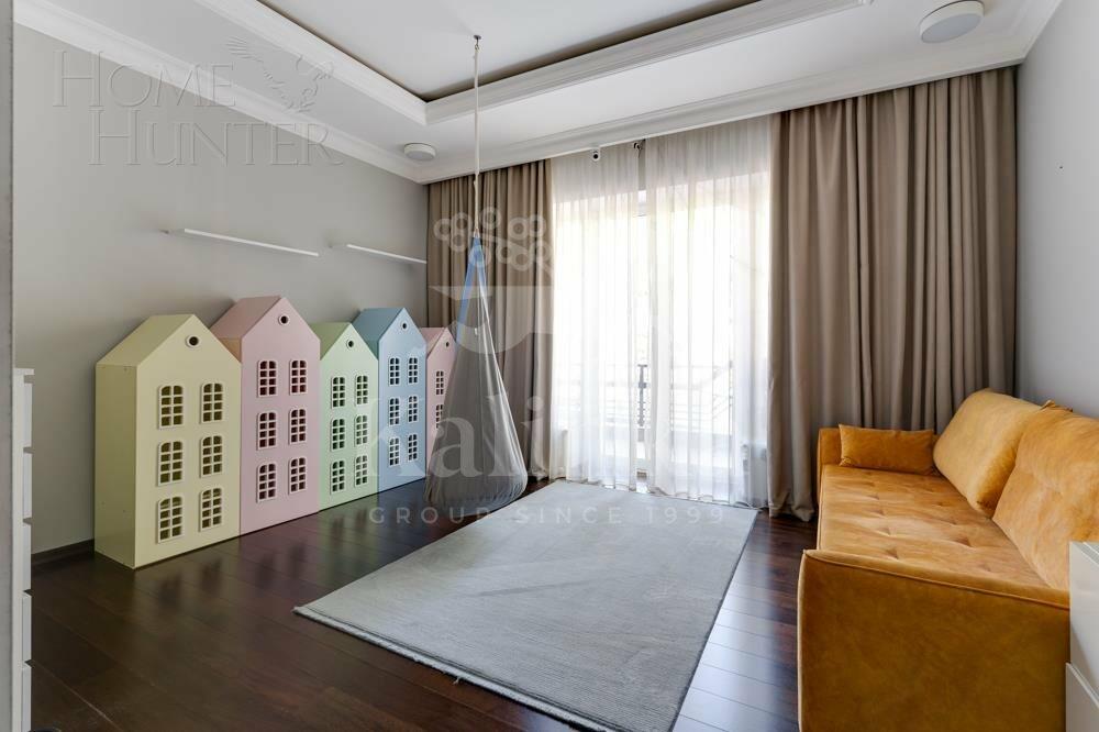 2-этажный таунхаус 450 м² с отделкой