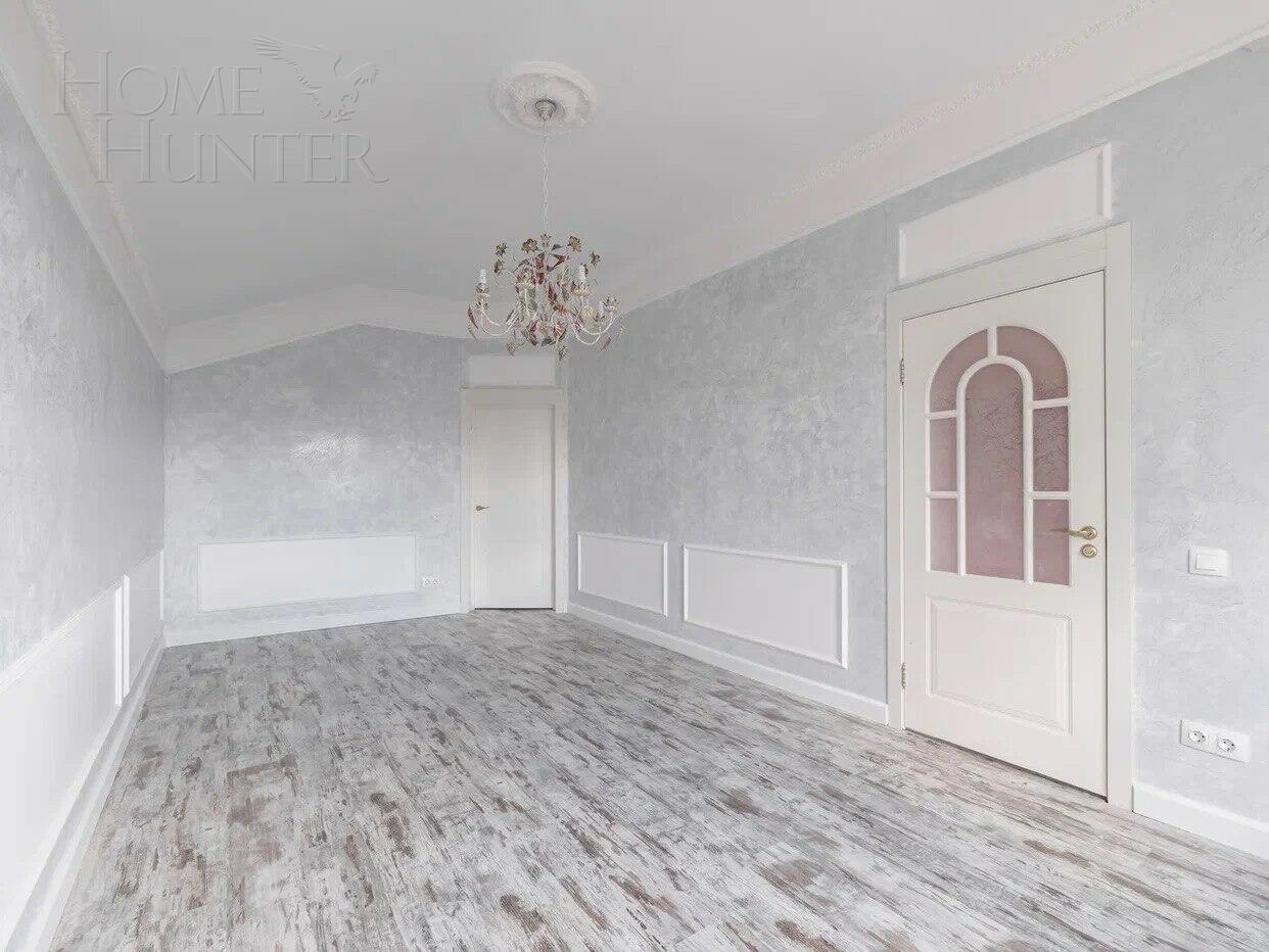 2-этажный коттедж 300 м² с отделкой