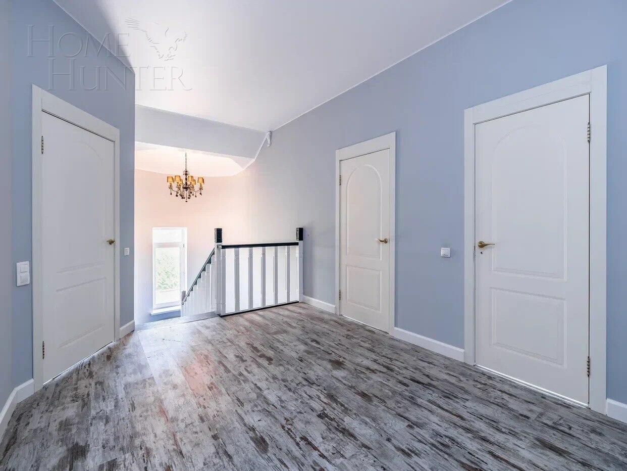 2-этажный коттедж 300 м² с отделкой