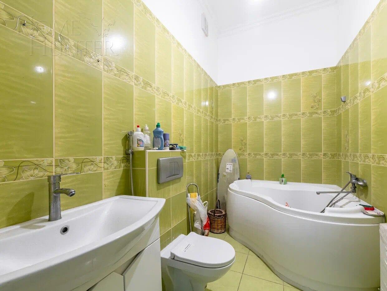 2-этажный коттедж 300 м² с отделкой