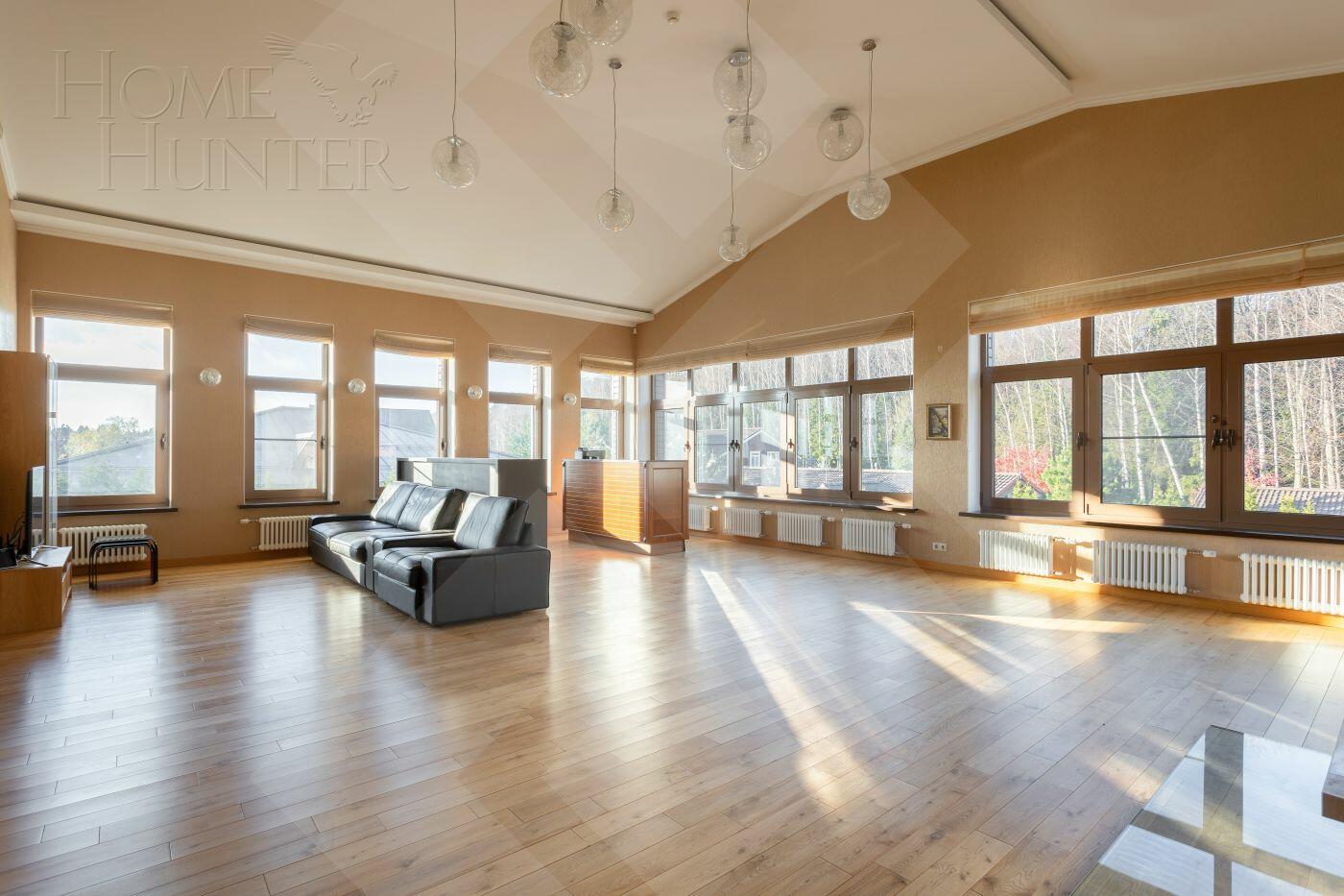 2-этажный коттедж 438 м² с отделкой