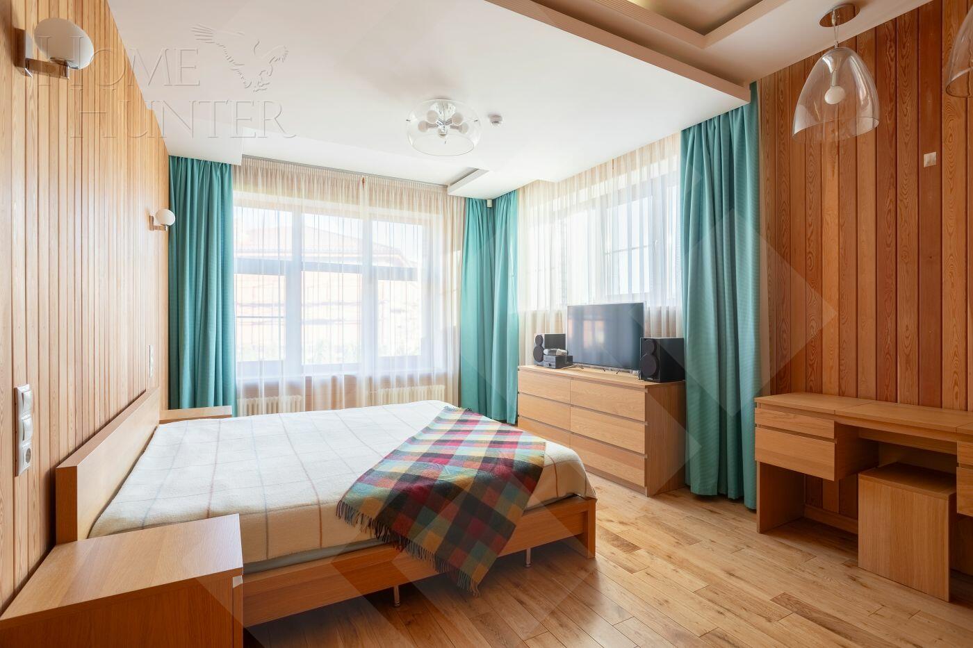 2-этажный коттедж 438 м² с отделкой