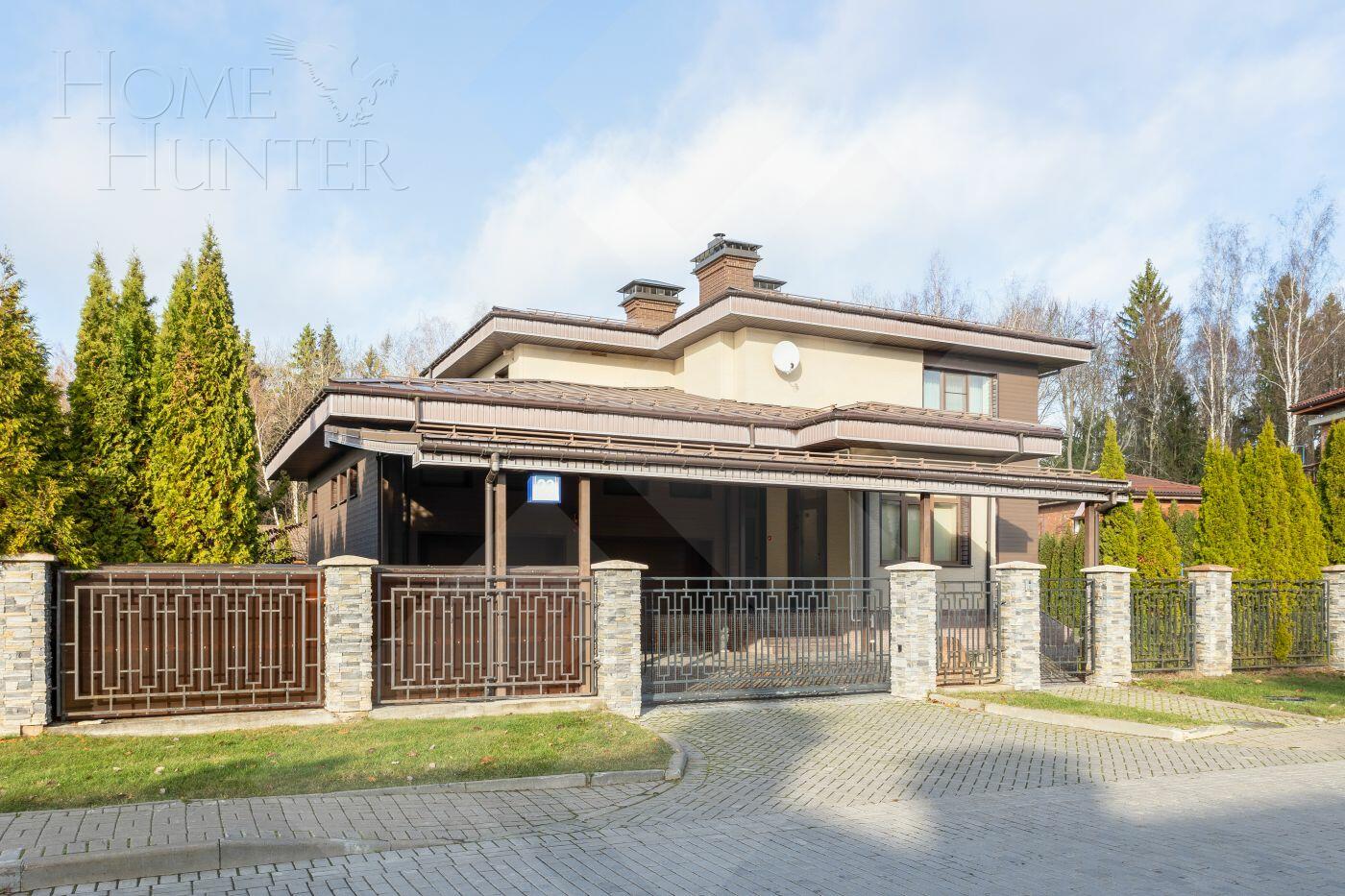 2-этажный коттедж 438 м² с отделкой