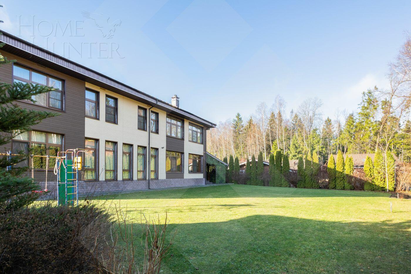 2-этажный коттедж 438 м² с отделкой