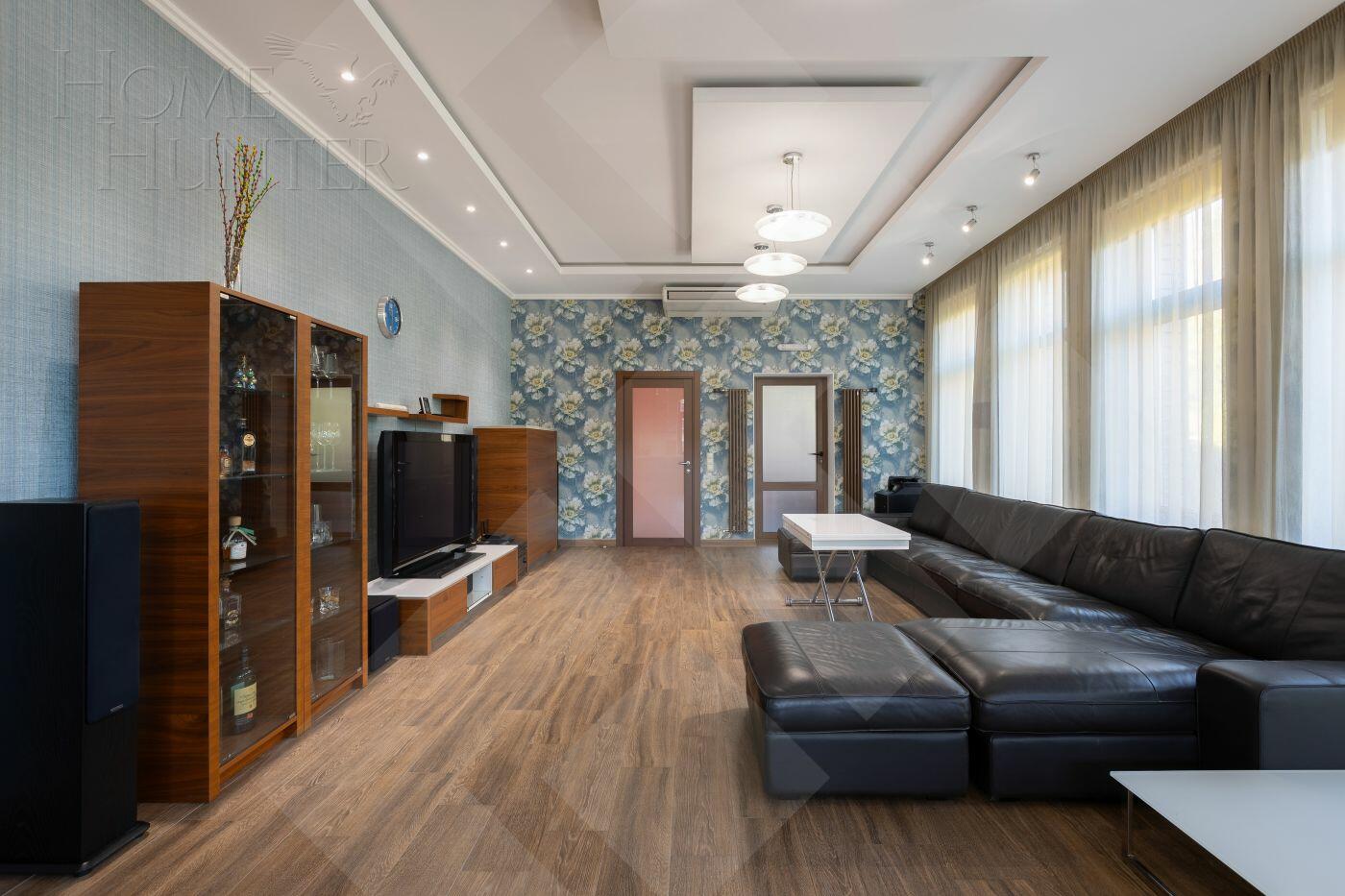 2-этажный коттедж 438 м² с отделкой