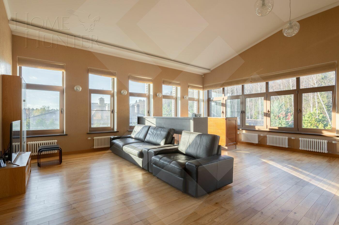 2-этажный коттедж 438 м² с отделкой