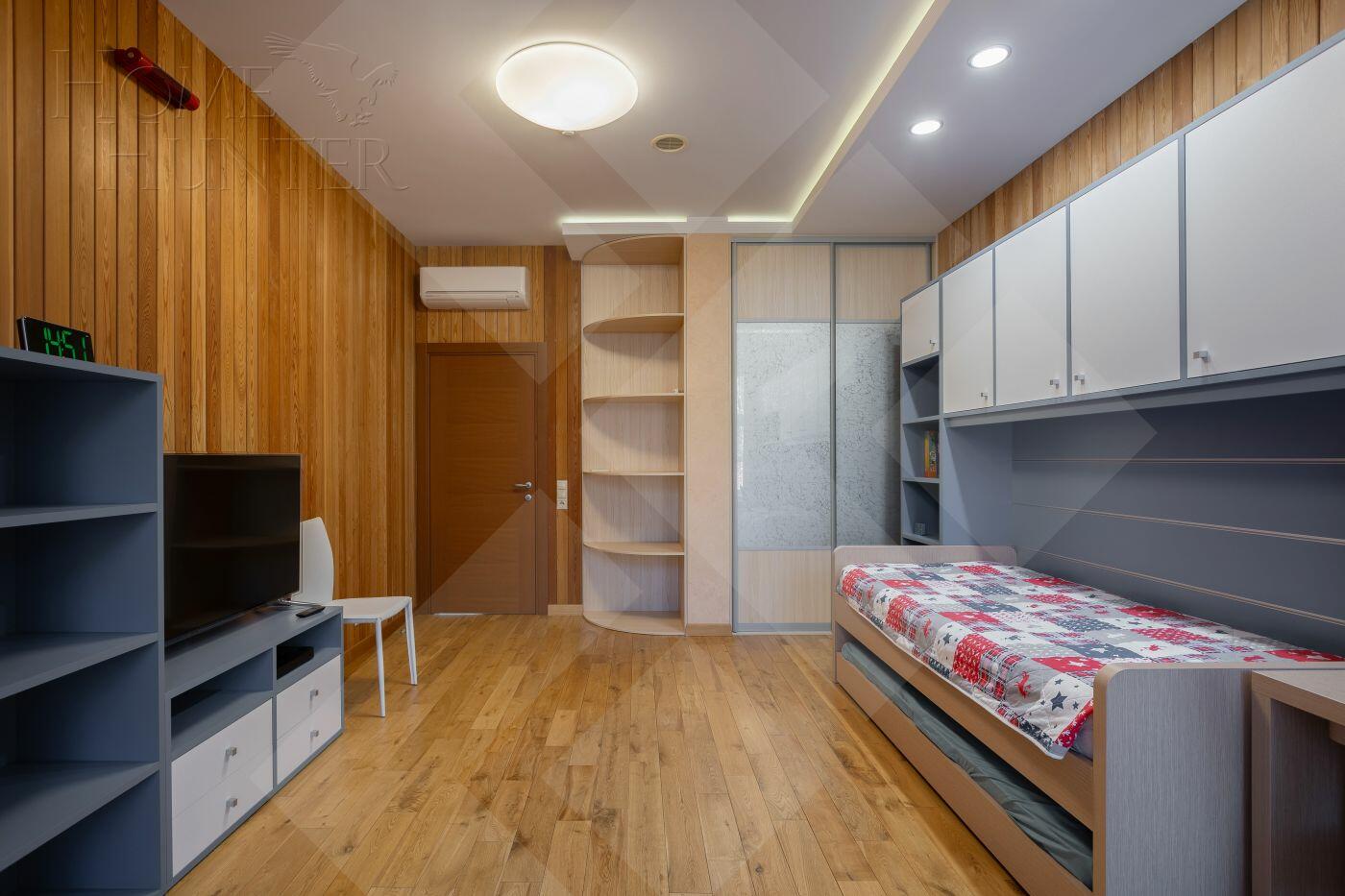 2-этажный коттедж 438 м² с отделкой