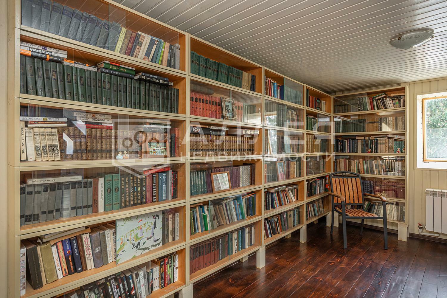 КОТТЕДЖ 550 м² с отделкой