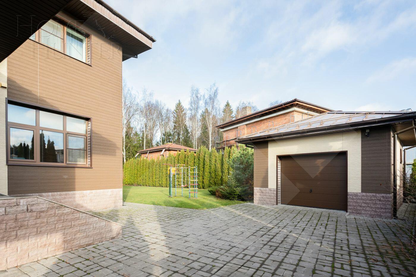 2-этажный коттедж 438 м² с отделкой