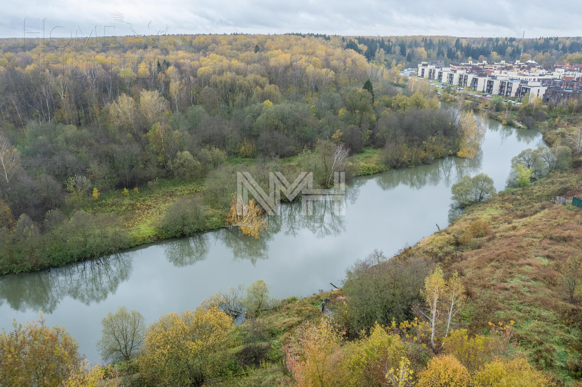 Участок 1 000 сот. в охраняемом поселке