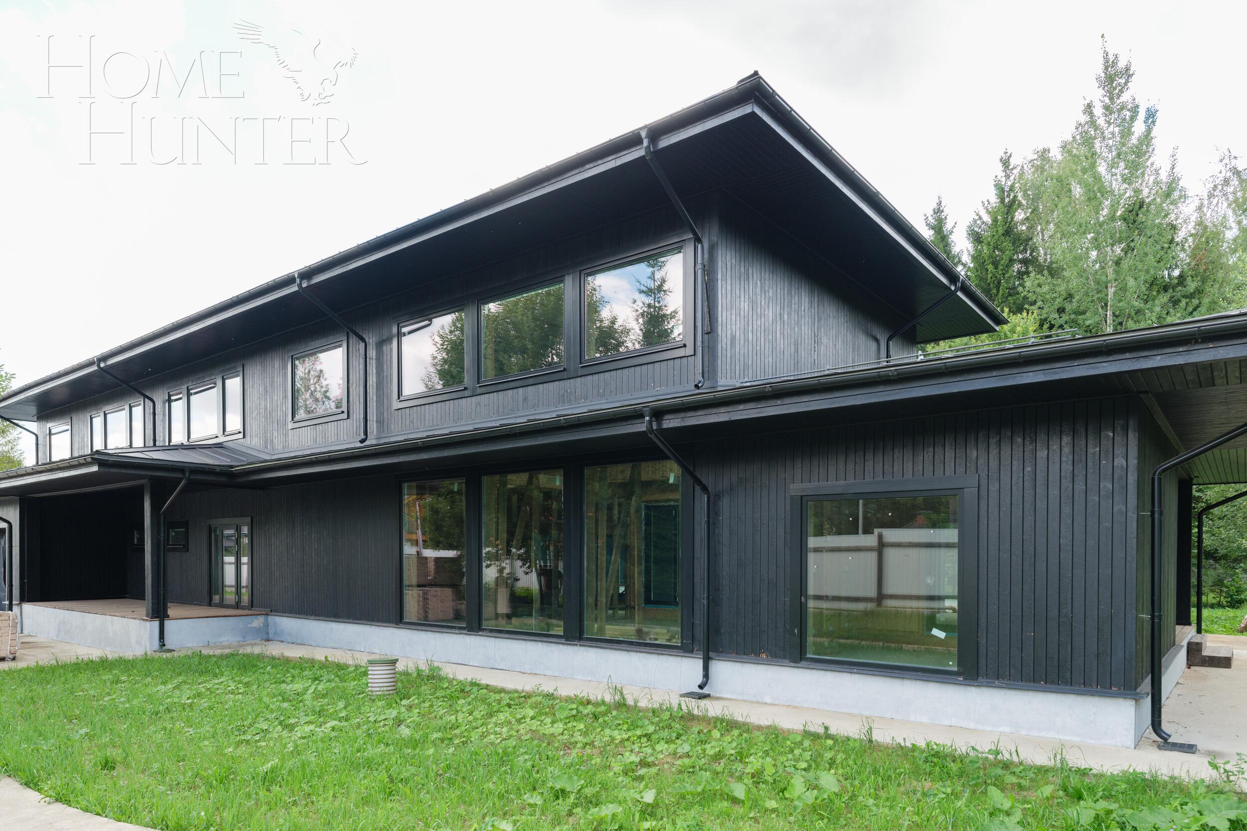 2-этажный коттедж 945 м² без отделки