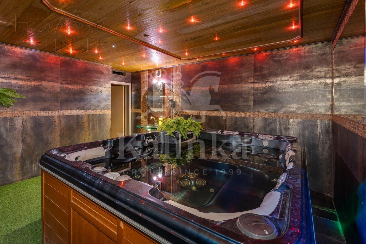 5-этажный коттедж 1 200 м² с отделкой