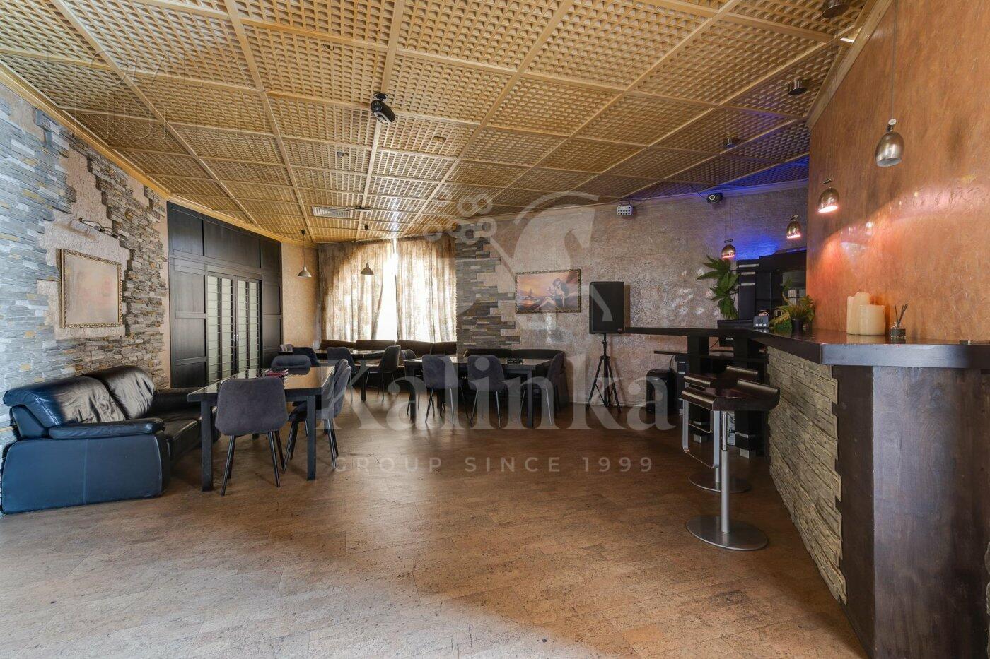 5-этажный коттедж 1 200 м² с отделкой