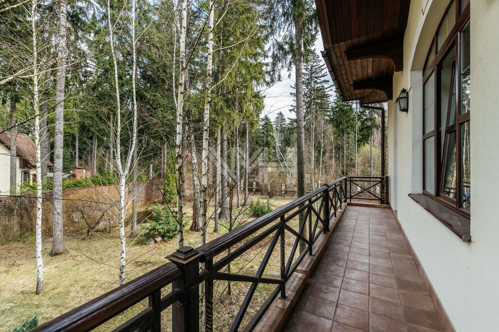 2-этажный коттедж 462 м² с отделкой