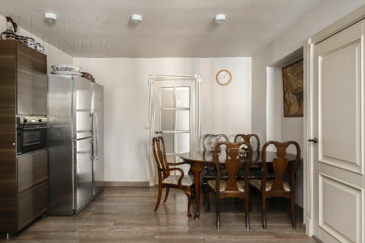 2-этажный коттедж 450 м² с отделкой